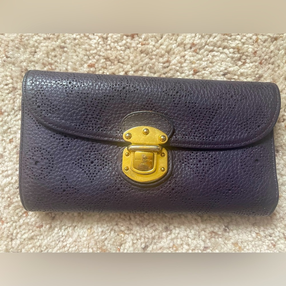 Louis Vuitton Long Mahina Leather Wallet Aubergine Purple